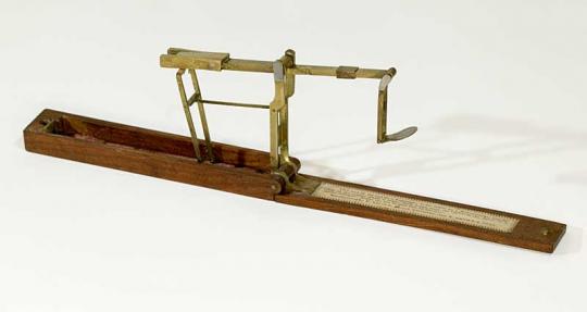Coin scales, made by R Brown, Prescot, 1817