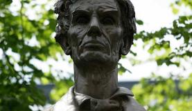 Statue of Abraham Lincoln, Lincoln Square, Manchester
